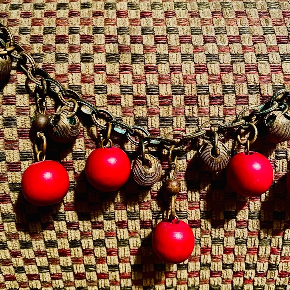 Vintage brass/bronze/copper bead, wood, necklace. Beautiful. - Picture 4 of 9